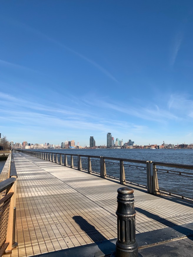 BSMyERZlQUuy6qniUOUp9Q